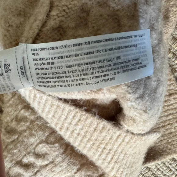 Abercrombie & Fitch Cable-knit Quarter Zip Sweater - Picture 3 of 8